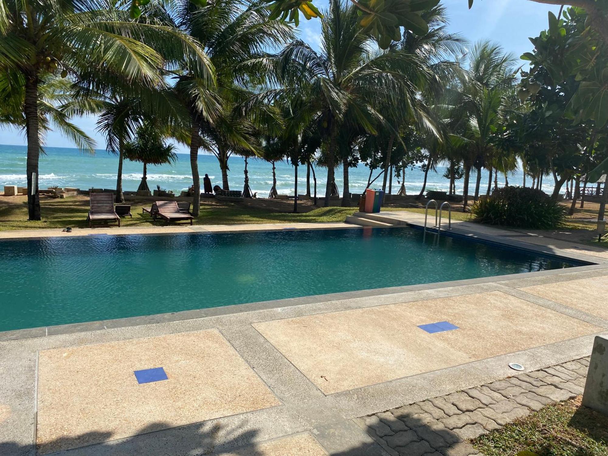 Beach Bliss Trincomalee Eksteriør bilde